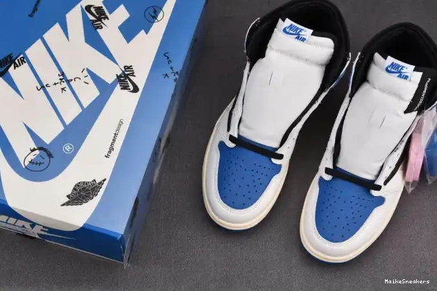 MaikeSneakers Blue White and Jordan Air Travis DH3227-105 1 Scott 0602